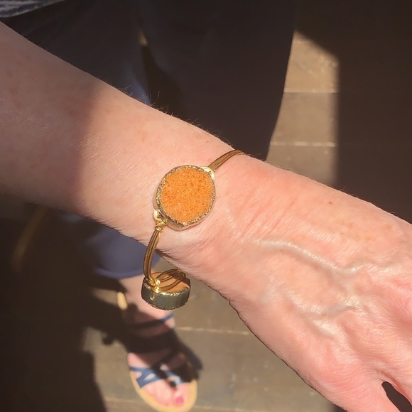 β¨LAST! Handmade Druzy Stone Wire Wrapped Bangle - Picture 7 of 9